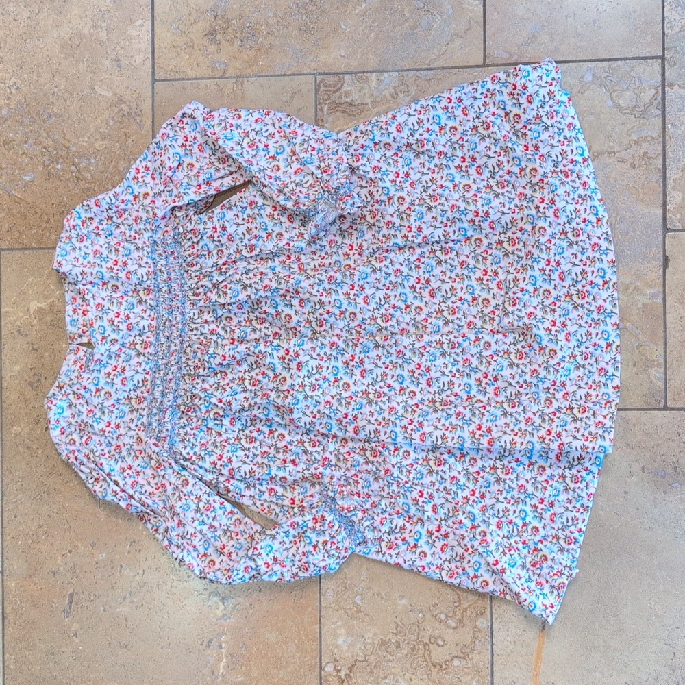 Mini Boden girl"s smocked dress. Pink floral. Size 8-9Y